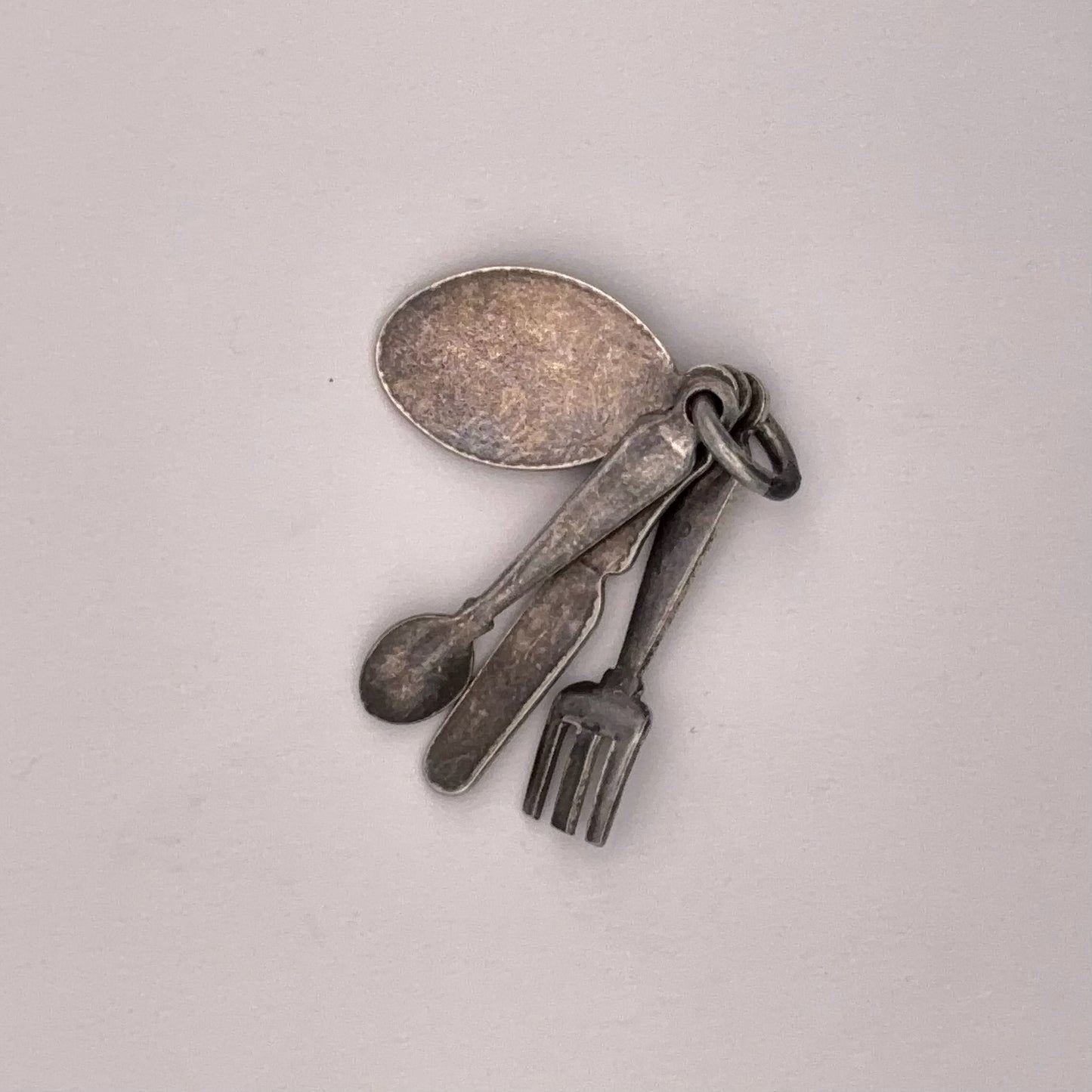 Guaranteed Table-Ware