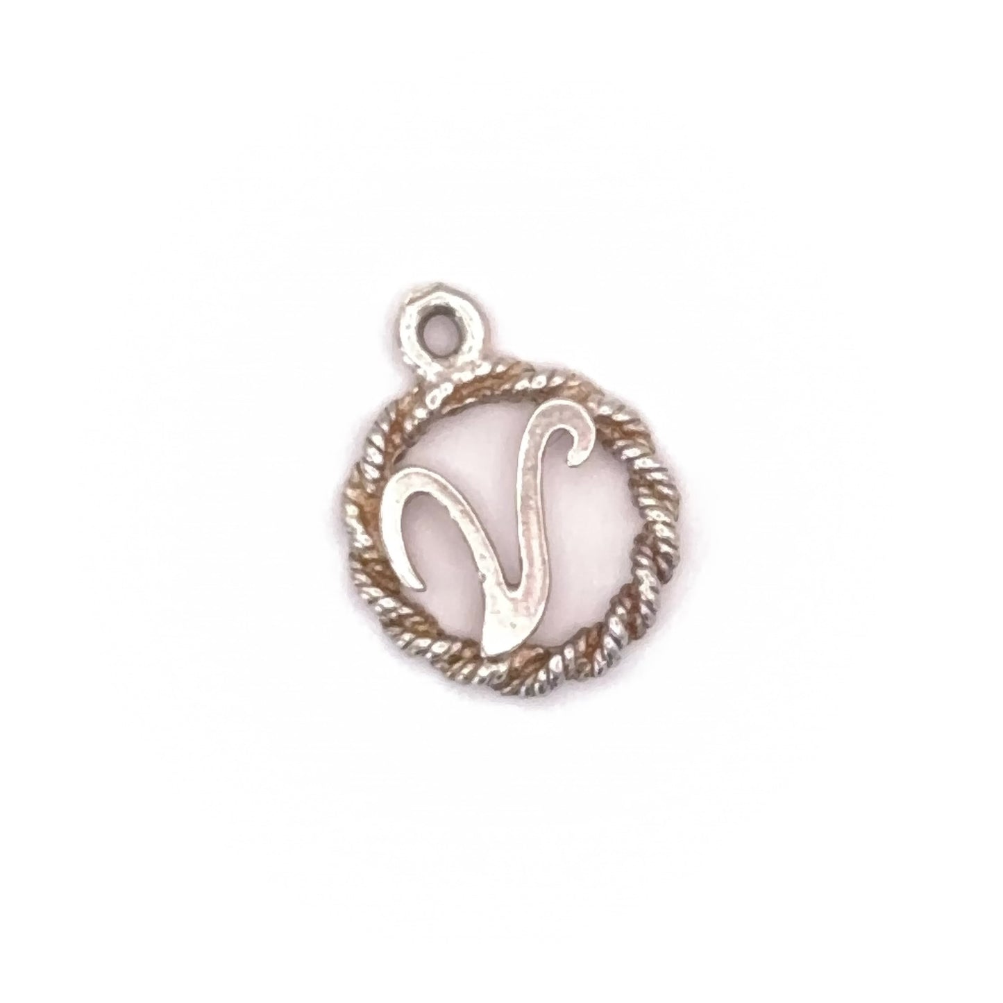 Fancy V Initial
