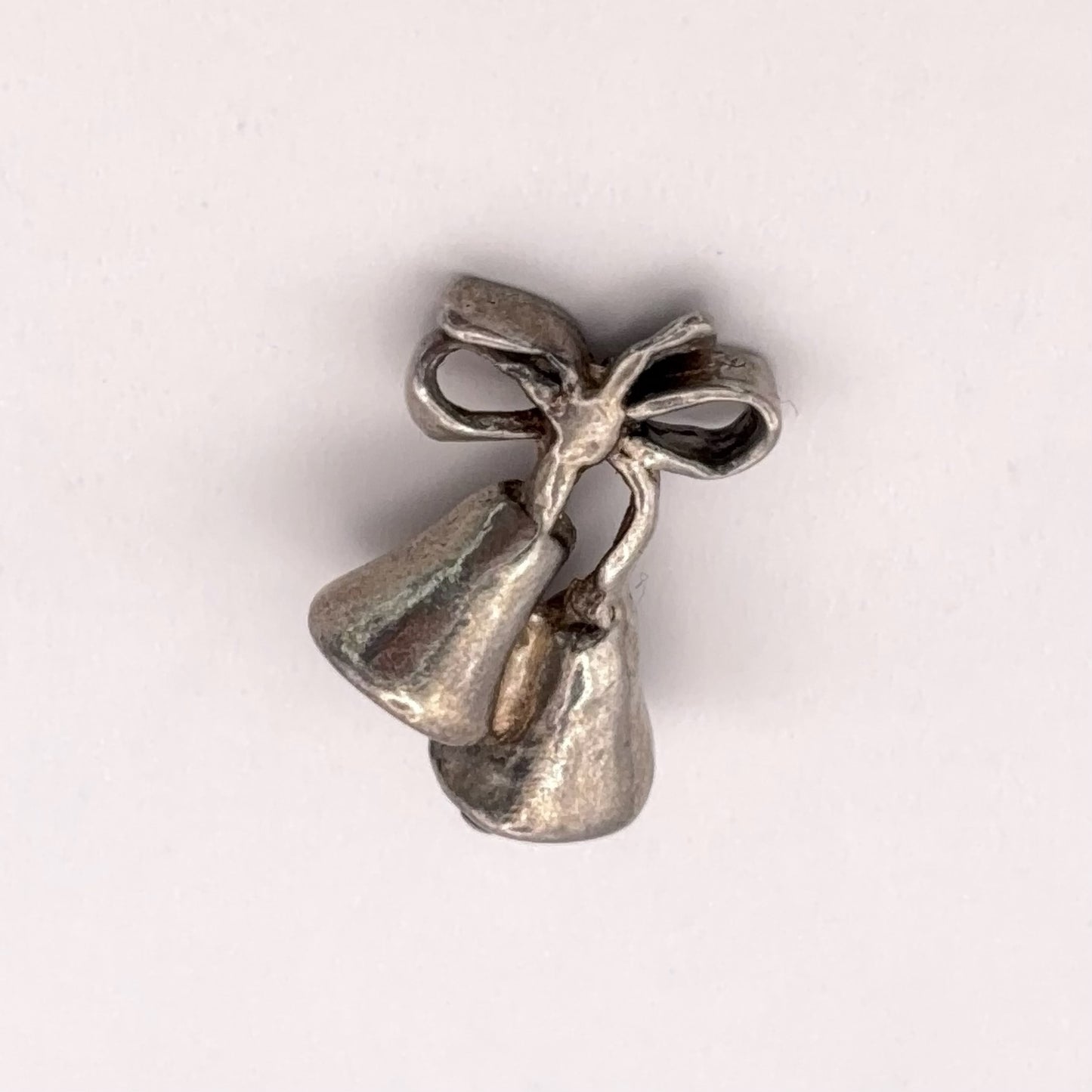 Bow with Bells