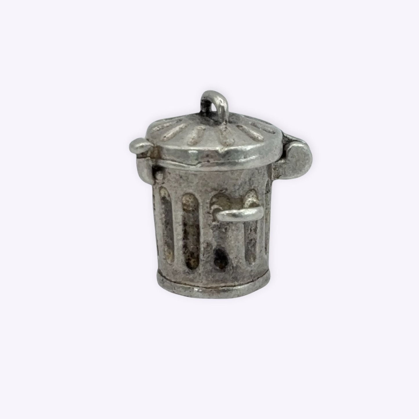 Articulated Trash Can