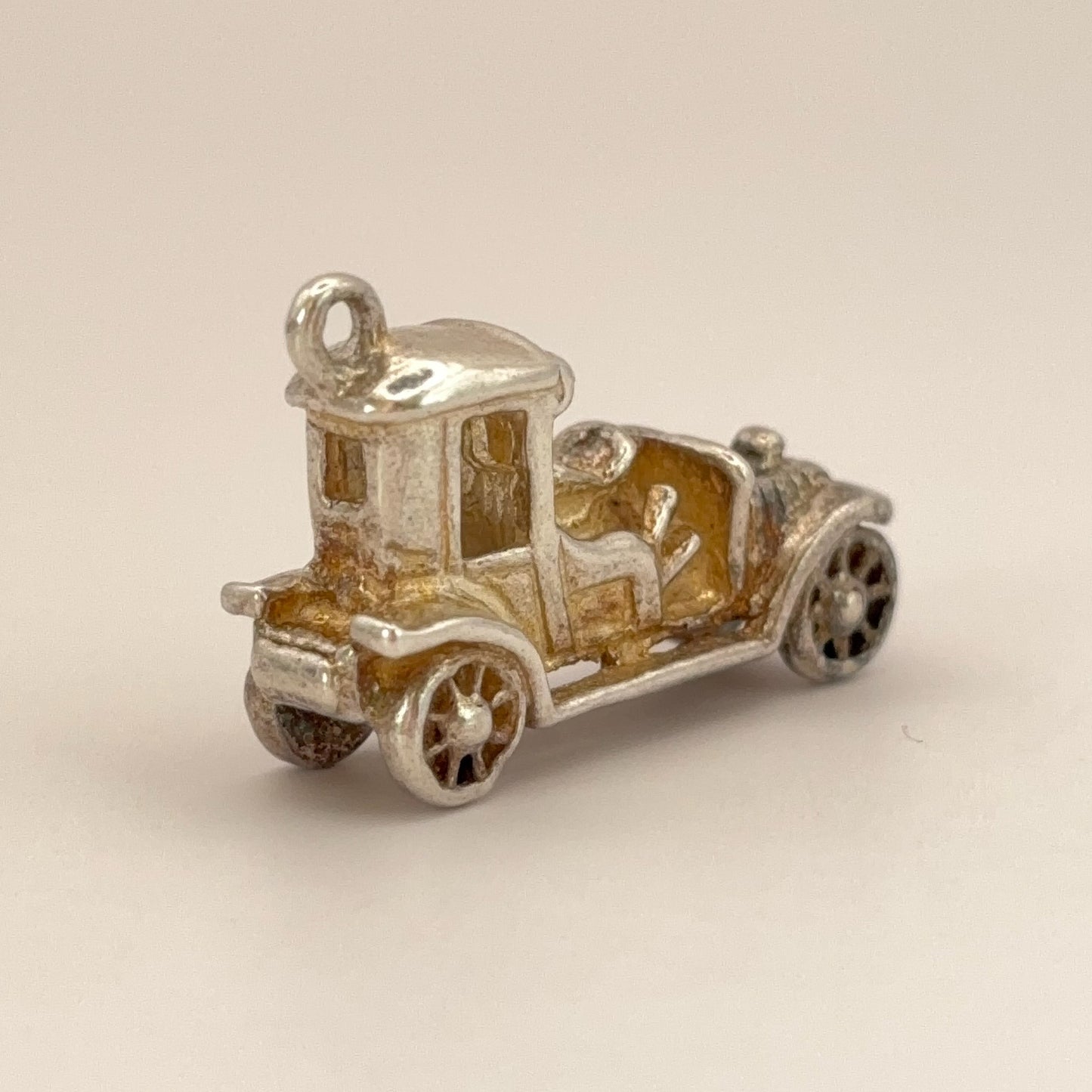 Old-timey Car
