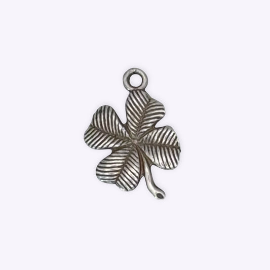 Patterned Clover