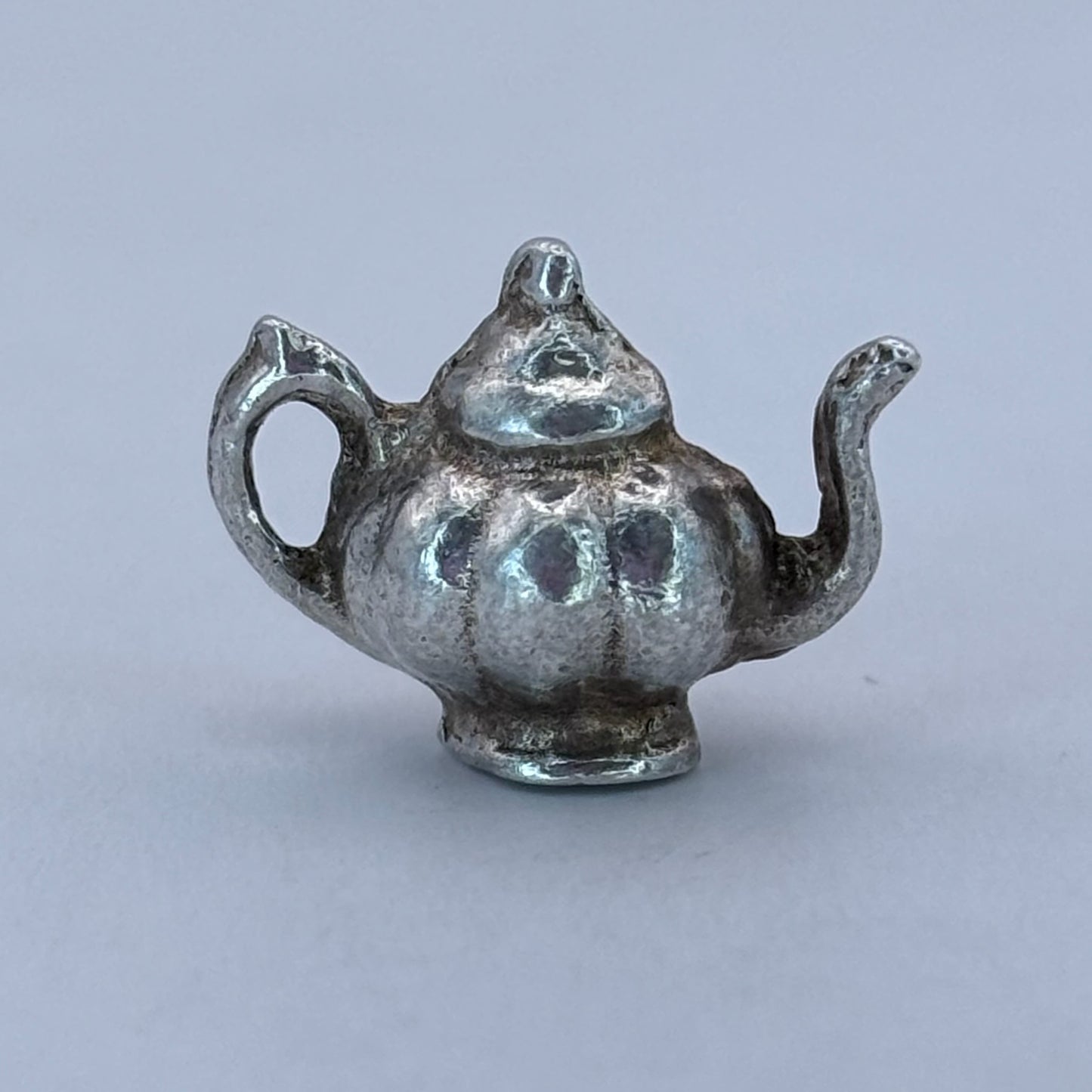 Round Teapot
