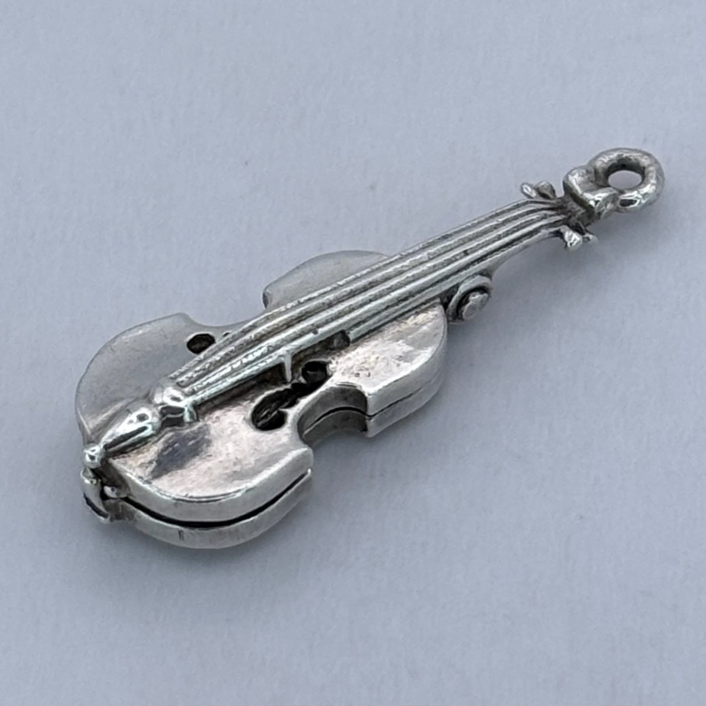 Cat in the Fiddle