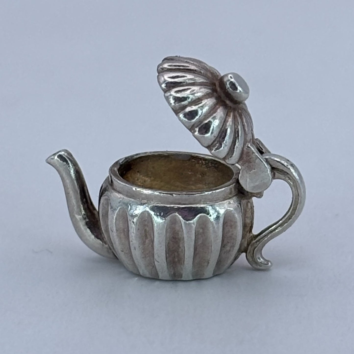 Opening Teapot