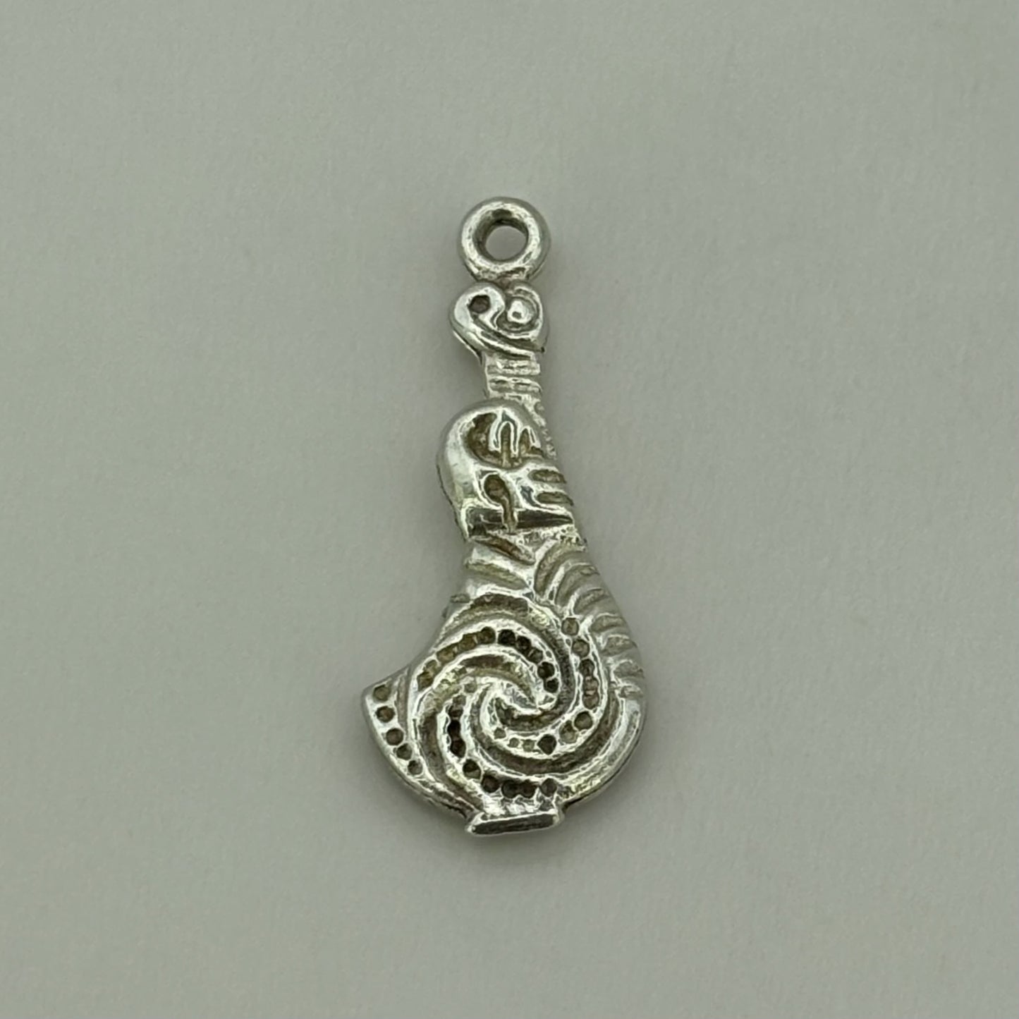 Curved Patu