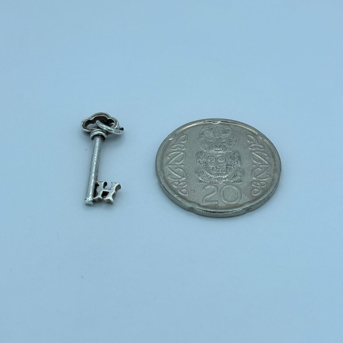 'H' Key