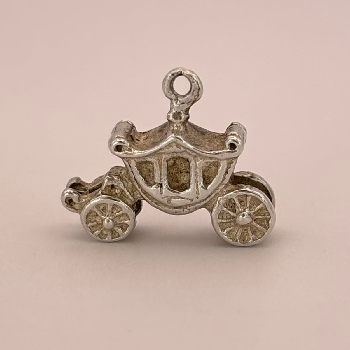 Charming Carriage
