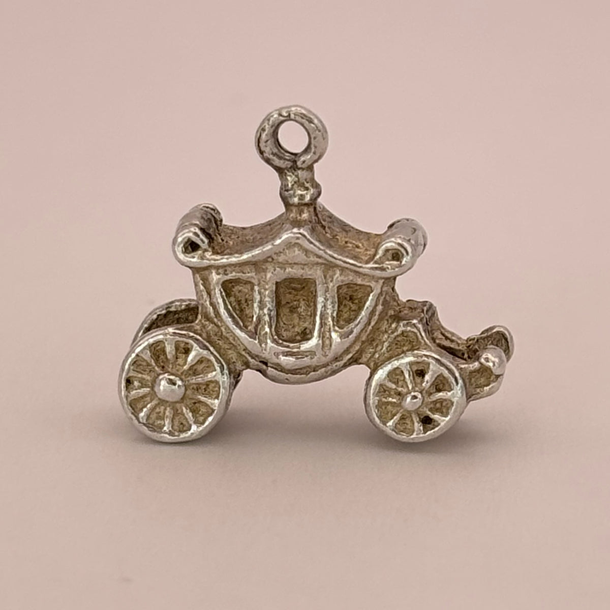 Charming Carriage