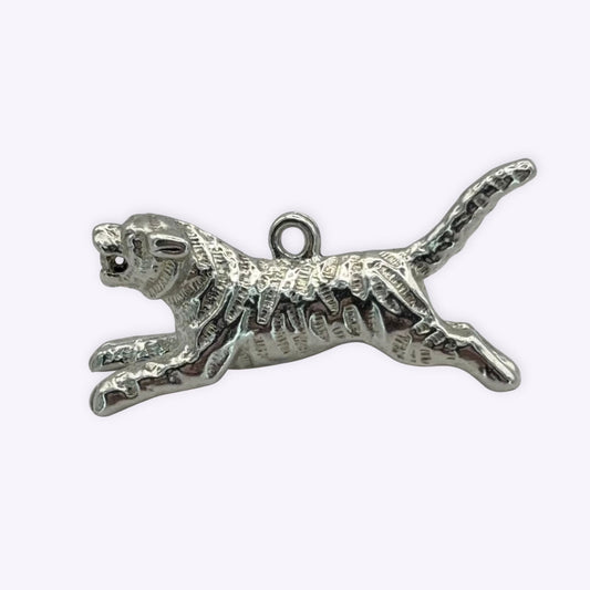 Leaping Tiger