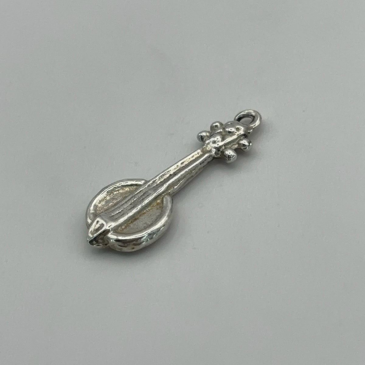 Stringed Instrument