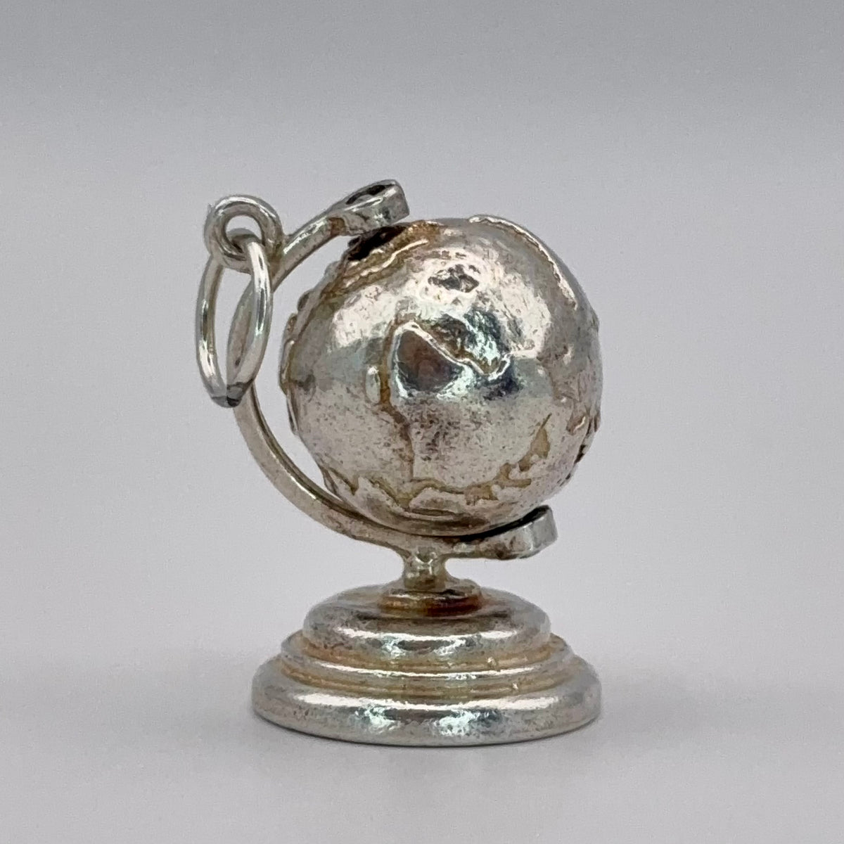 Classic Spinning Globe