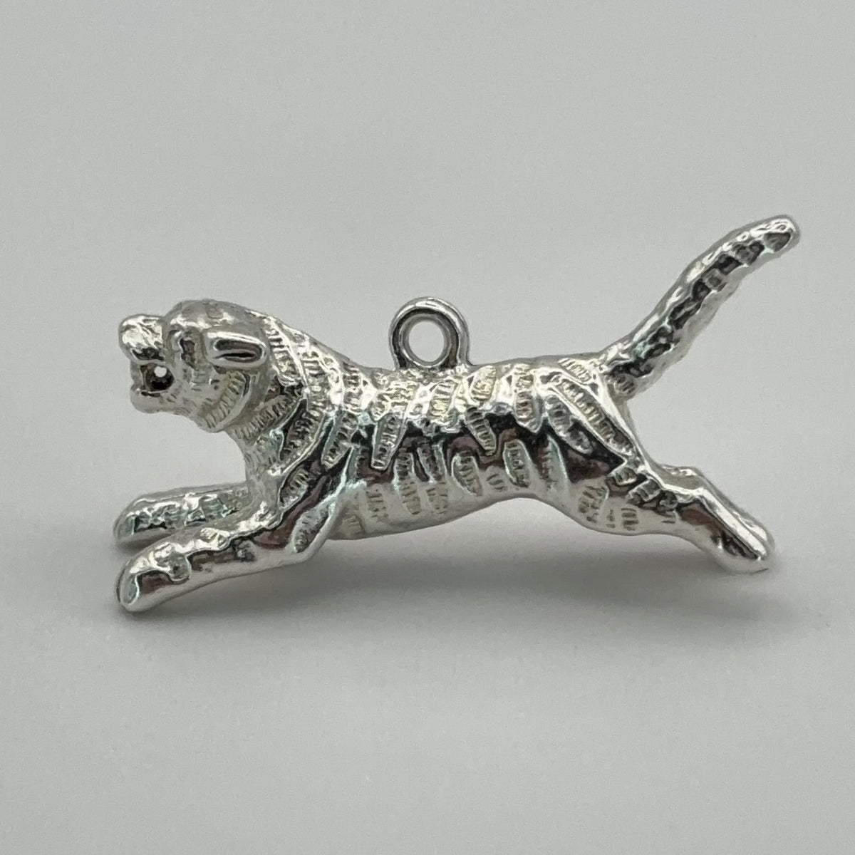 Leaping Tiger