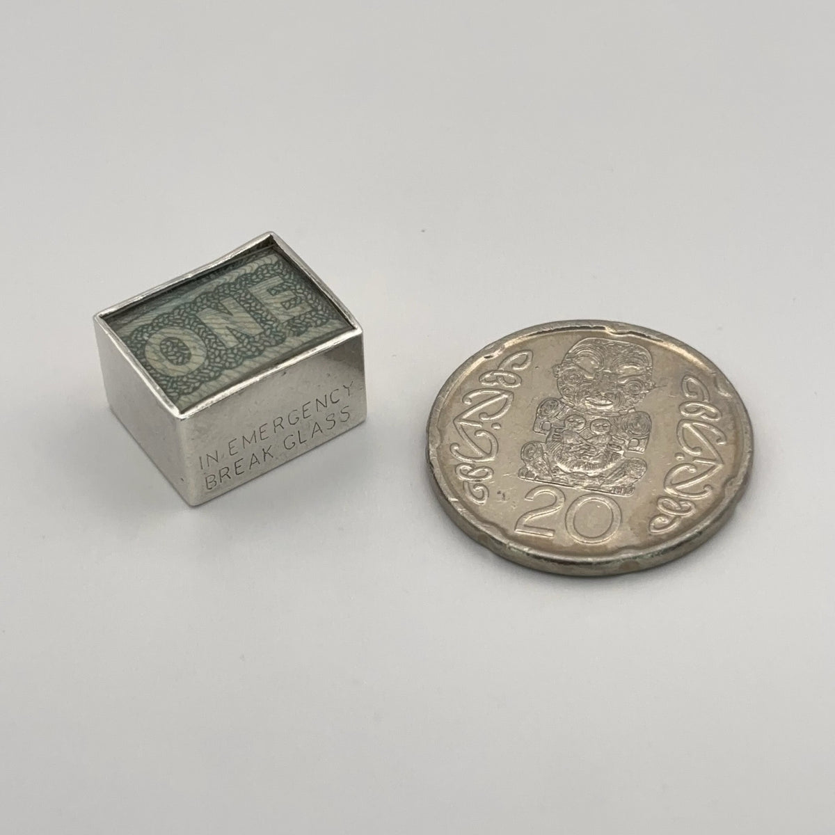 Emergency Money (Georg Jensen)